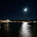 Studio Poseidon شقة فندقية *