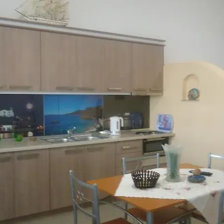 Ξενοδοχείο με διαμερίσματα Studio Poseidon