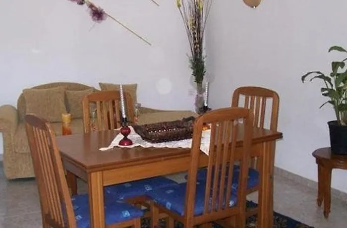 Studio Poseidon * Lipsi