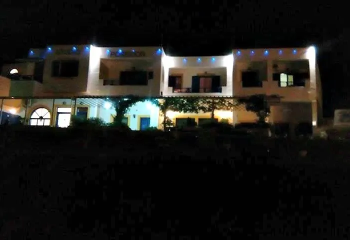 Studio Poseidon Apartmanhotel *